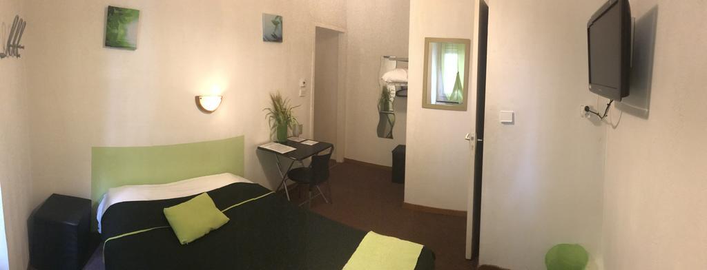 Hotel Central Carcassonne Bagian luar foto