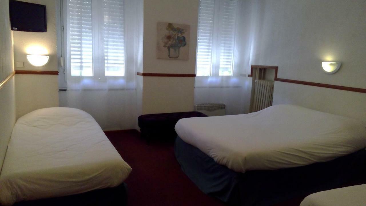 Hotel Central Carcassonne Bagian luar foto