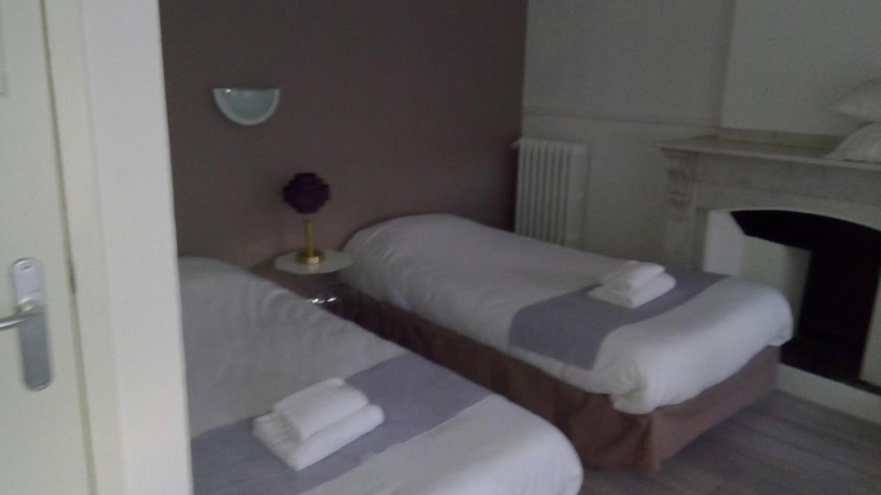 Hotel Central Carcassonne Bagian luar foto