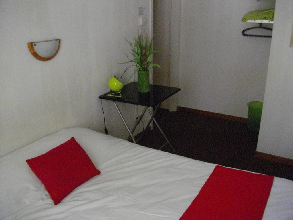 Hotel Central Carcassonne Ruang foto
